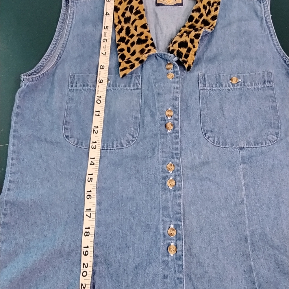 H.G.N.Y International Blues New York Lightweight Jean Vest - Picture 5 of 7